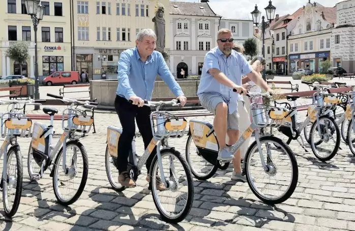 Sdílená kola přinesla kladné ohlasy obyvatel a pomohla i životnímu prostředí