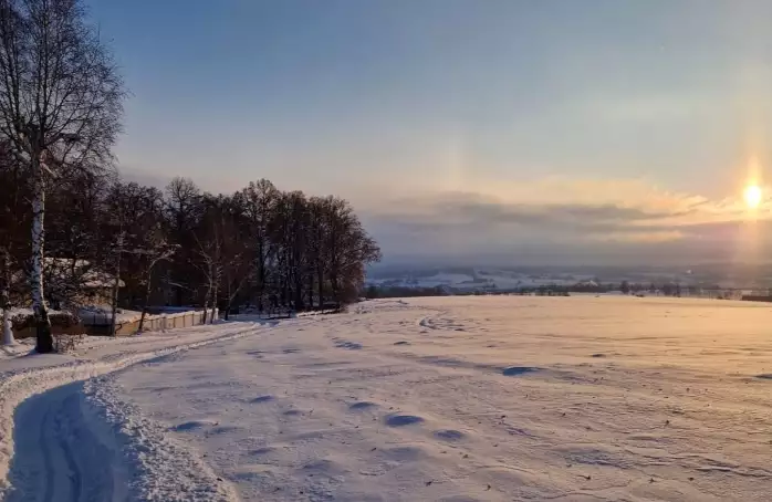 Cyklostezky teď slouží běžkařům. Vyrazíte do bílé stopy?