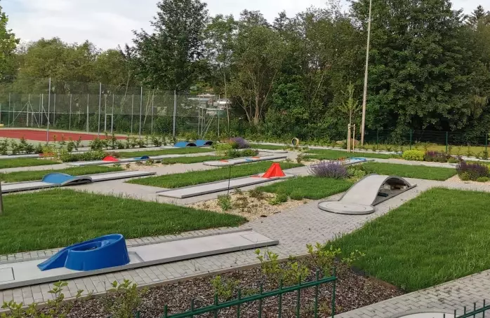 Ve sportovním areálu bude otevřeno hřiště pro minigolf